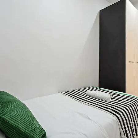 Steps To Sagrada Familia 2bedroom Retreat * Barcelona