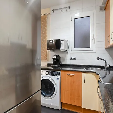 Steps To Sagrada Familia 2bedroom Retreat Apartment *
