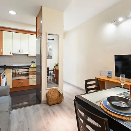 Steps To Sagrada Familia 2bedroom Retreat Apartment *
