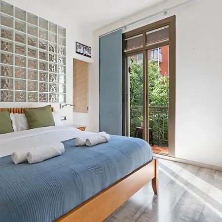Appartamento Steps To Sagrada Familia 2bedroom Retreat Barcellona
